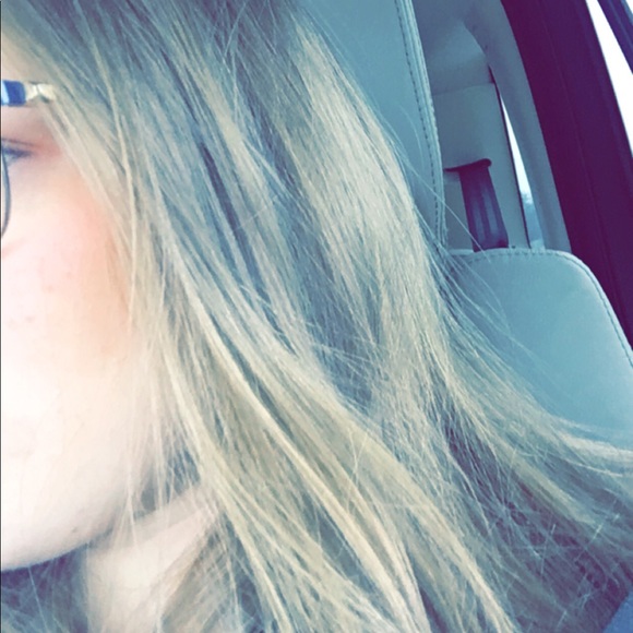 Meet your Posher, Alona - Picture 1 of 1